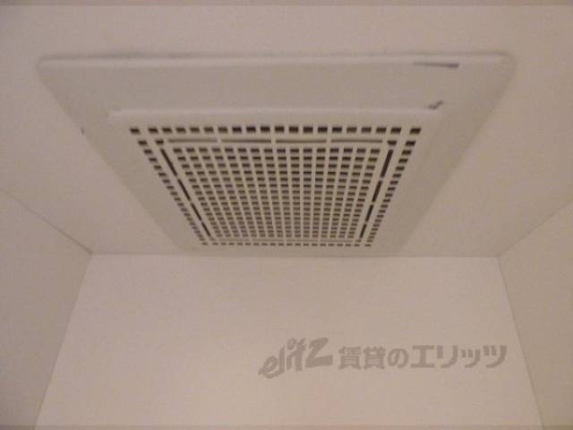 キッチン　換気扇