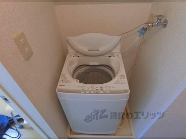 洗濯機置場　洗濯機