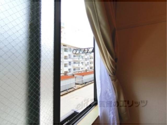 ベランダ　物干し