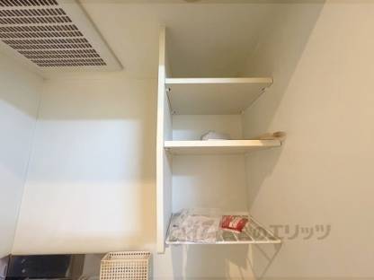 キッチン　上部収納