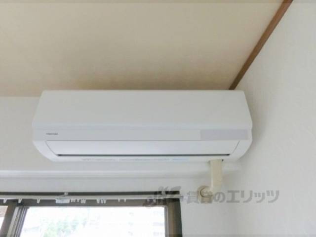 エアコン　洋室側