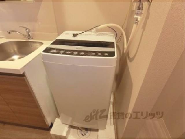 洗濯機置場　洗濯機