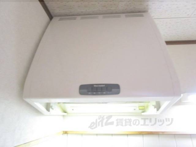 キッチン　換気扇