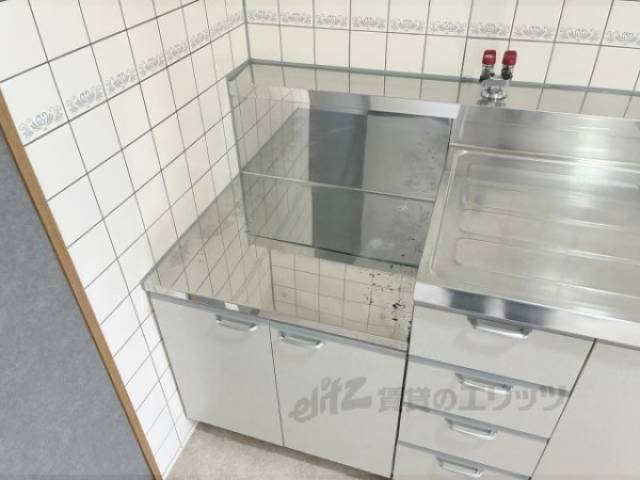 キッチン　コンロ置場