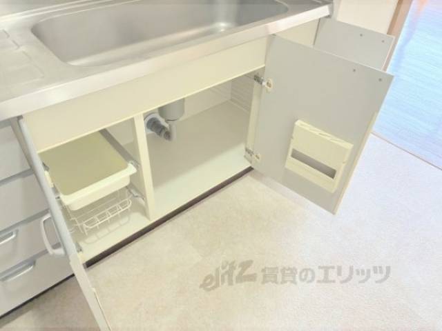 キッチン　収納
