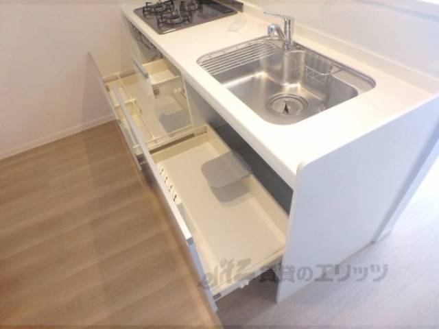 キッチン　収納