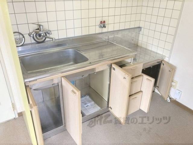 キッチン　収納