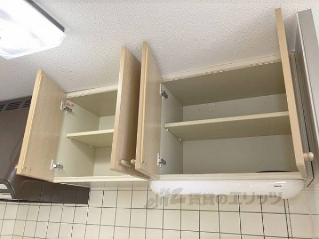 キッチン　収納