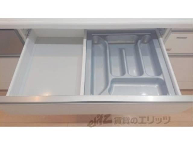 キッチン　収納