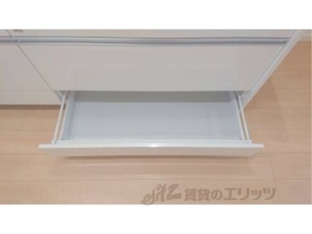 キッチン　収納