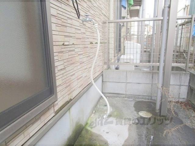 洗濯機置場　室外洗濯機置き場