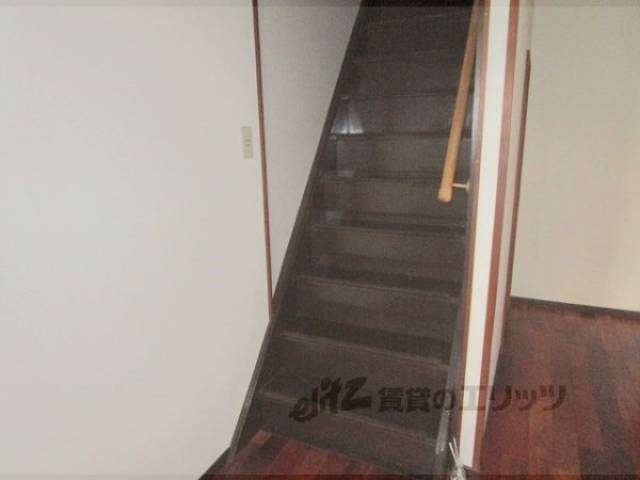 廊下　階段