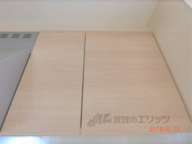 キッチン　上部収納