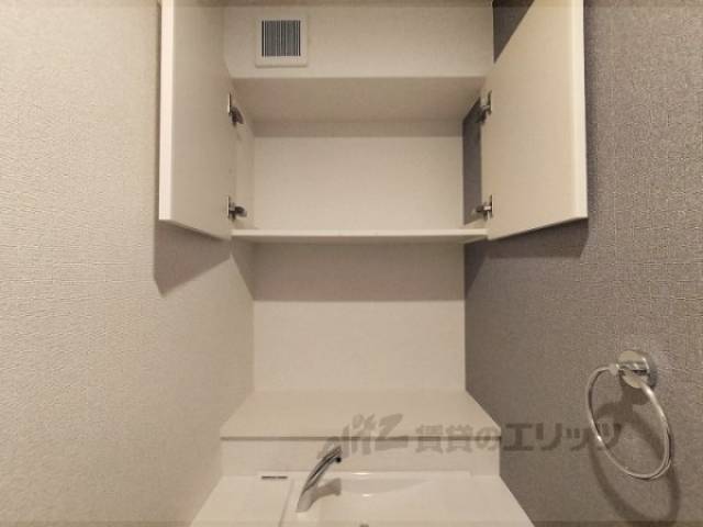 トイレ　収納