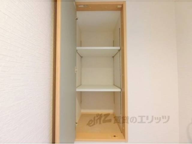 トイレ　収納