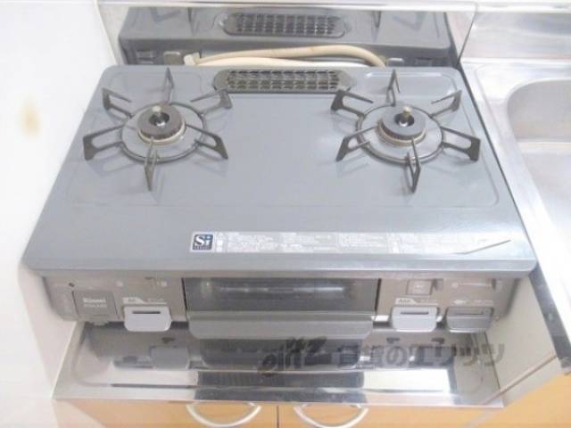 キッチン　ガスコンロ