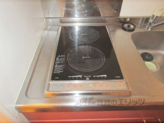 キッチン　コンロ