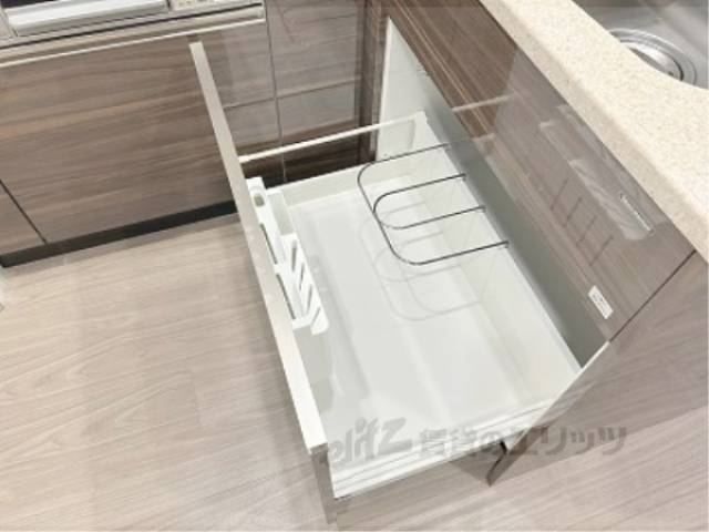 キッチン　下部収納