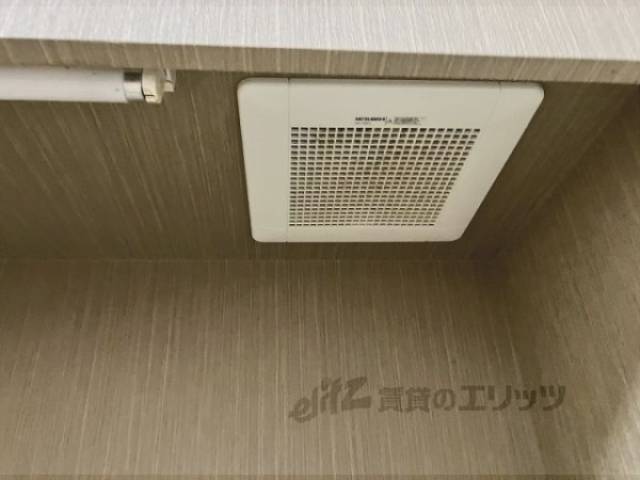 キッチン　換気扇