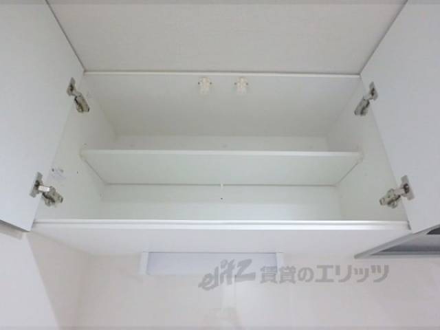 キッチン　収納上部