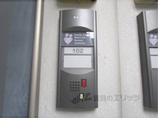 玄関　インターフォン