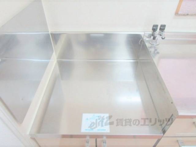 キッチン　コンロ置き場