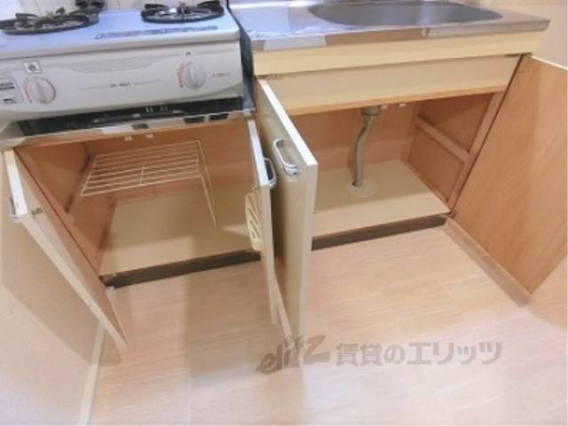 キッチン　下部収納