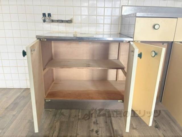 キッチン　下部収納