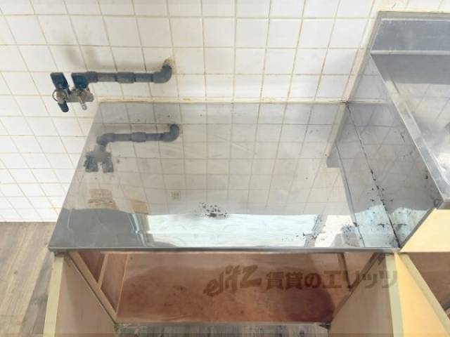 キッチン　コンロ置き場