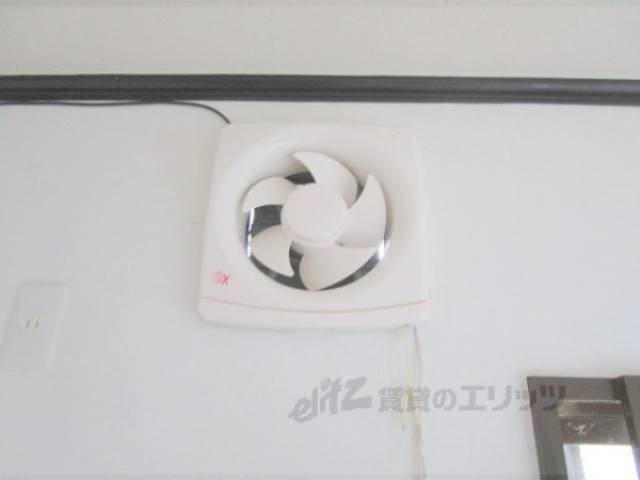 キッチン　換気扇