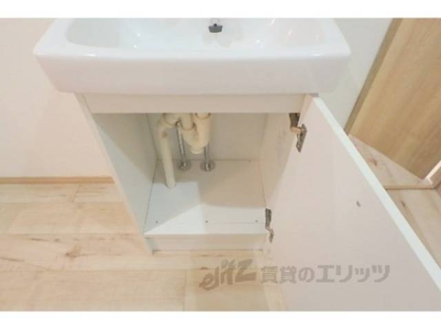 洗面所　収納下部