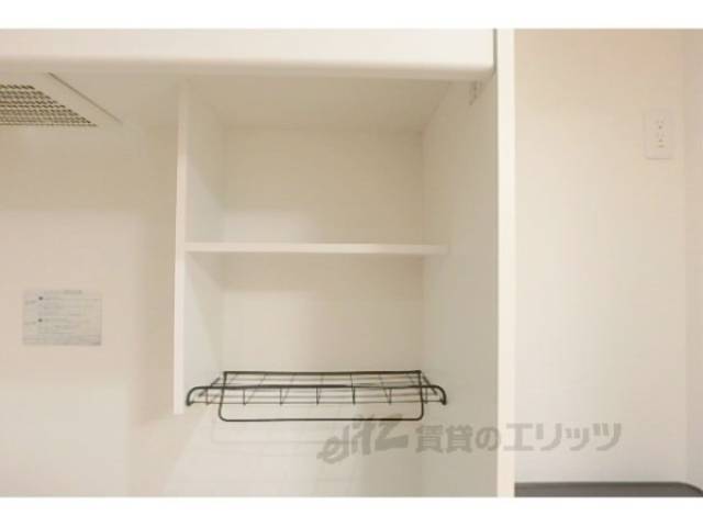 キッチン　収納上部