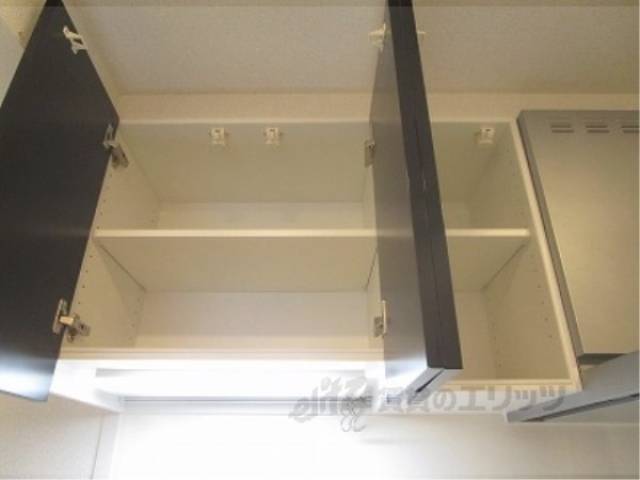 キッチン　上収納