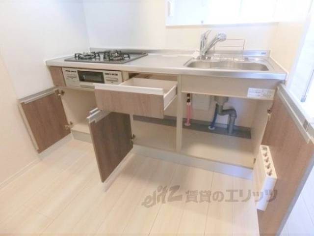 キッチン　下部収納