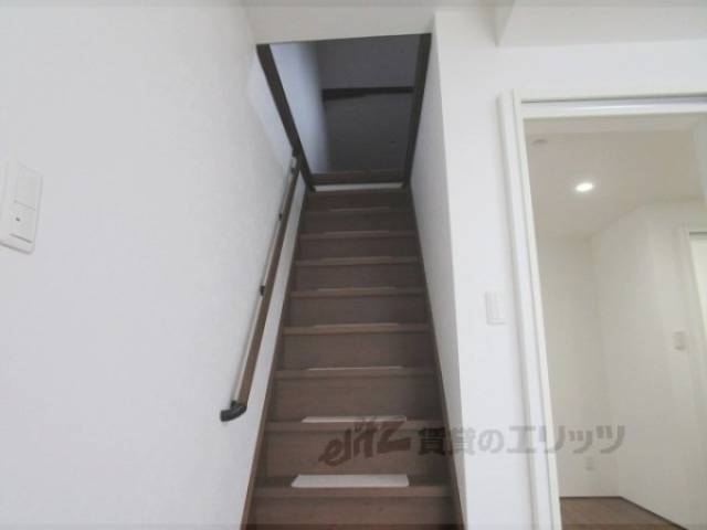 屋根裏部屋への階段