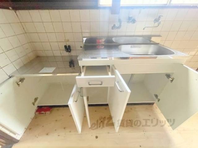 キッチン　収納