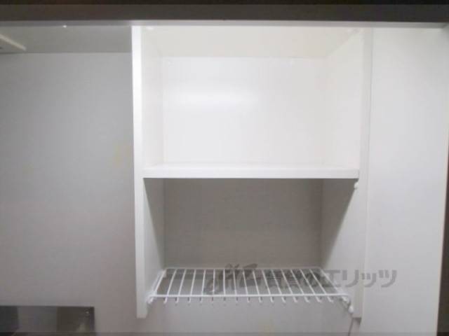 キッチン　棚