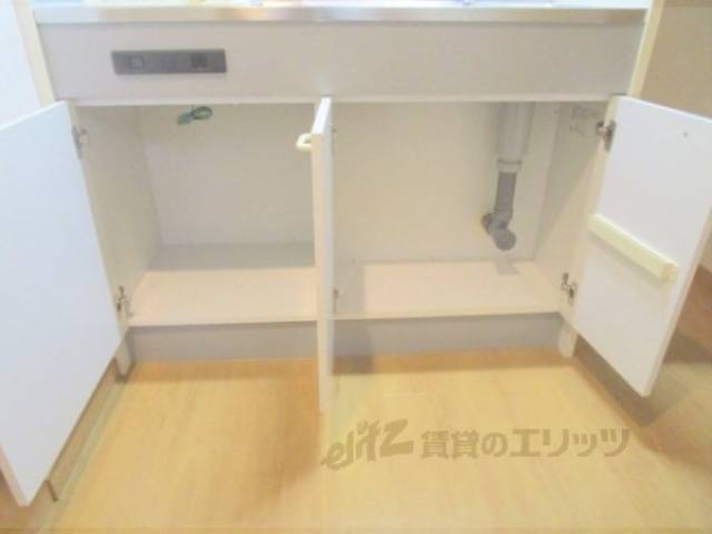 キッチン　収納