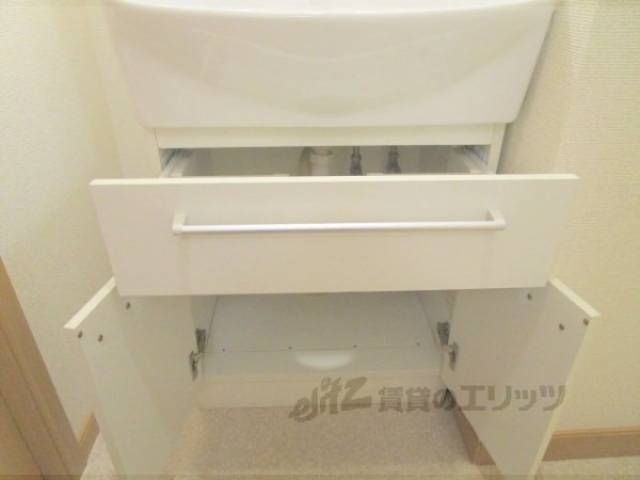 洗面所　収納