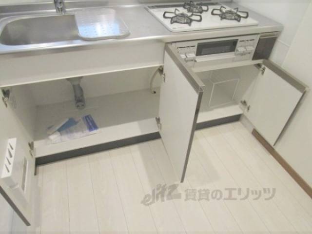 キッチン　収納