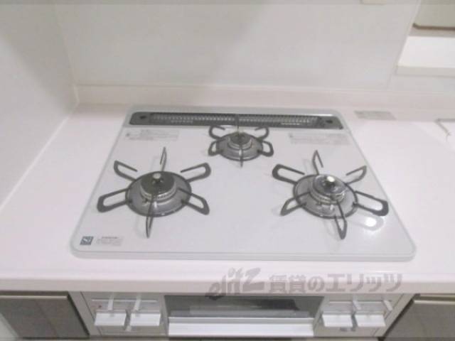 キッチン　コンロ