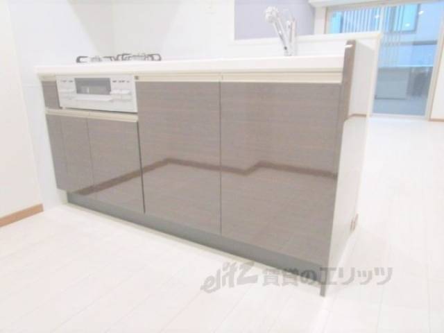 キッチン　下段収納