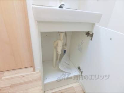 洗面所　洗面所収納下部