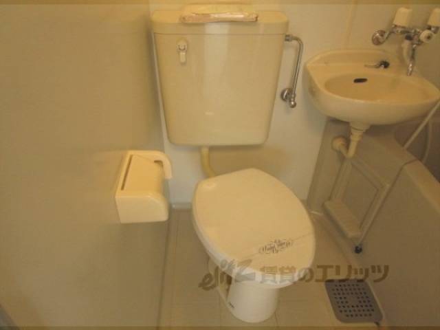 ユニットバス　トイレ