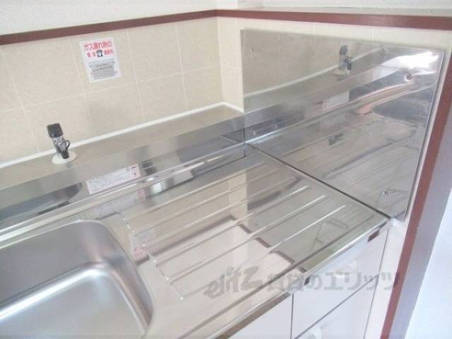 キッチン　コンロ置き場