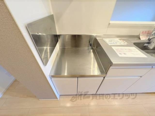 キッチン　コンロ置場