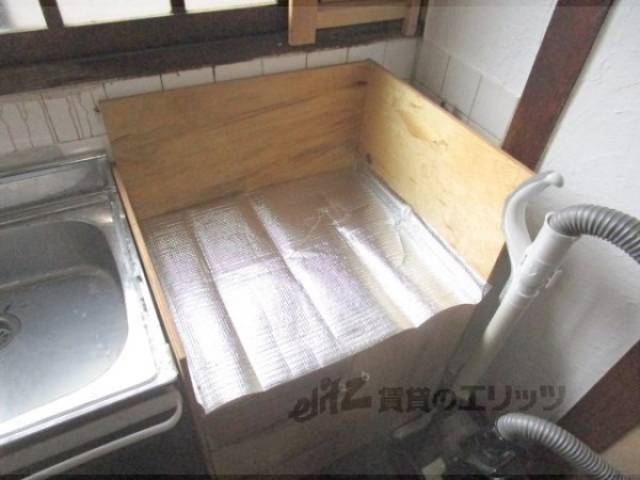 キッチン　コンロ置き場