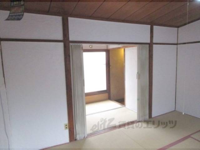 和室　日当たり良好です