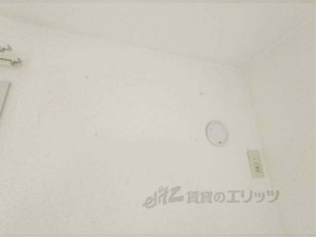 エアコン　設置場所