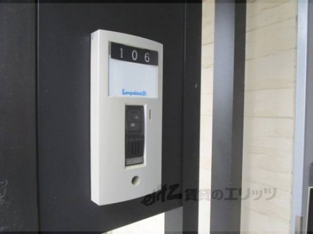 玄関　インターホン